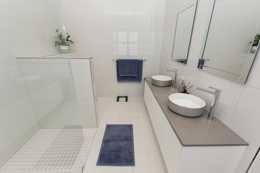 5 Bedroom Property for Sale in Langebaan Country Estate Western Cape